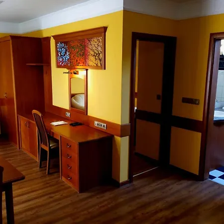 Hotel Az Idill