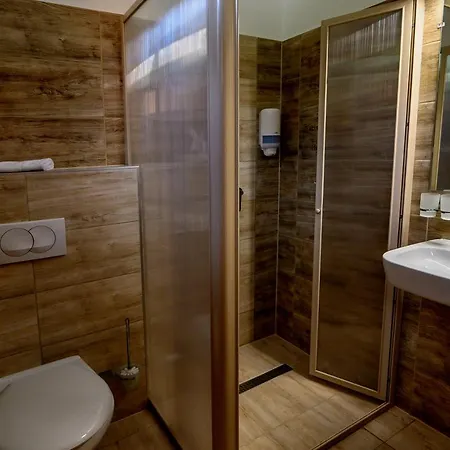 Hotel Az Idill 3*