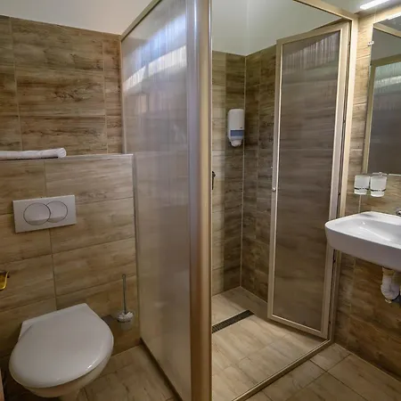 Hotel Az Idill
